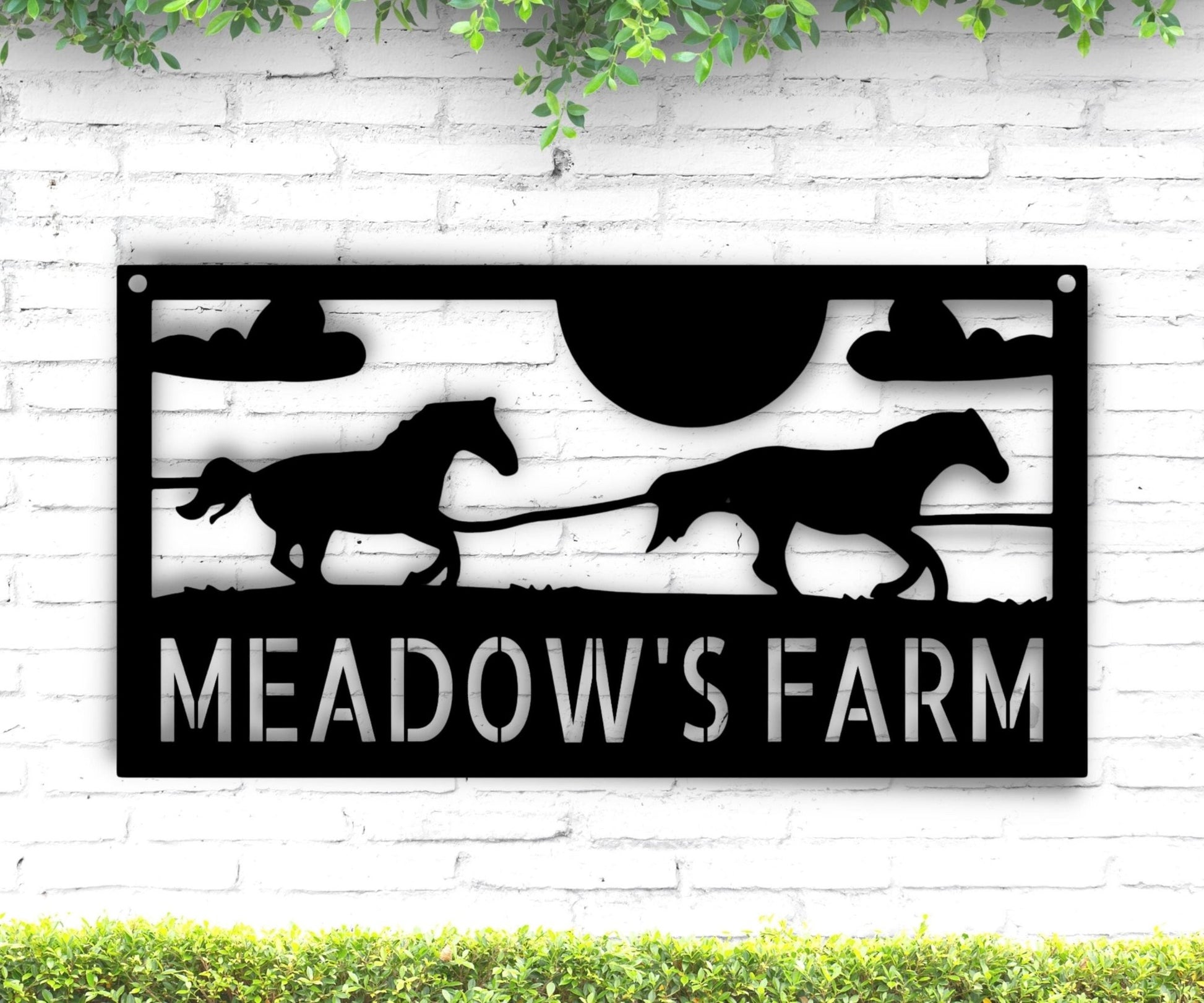 Racing Horses Ranch Metal Sign - Personalized Welcome Sign for Farmhouse Decor - Stylinsoul